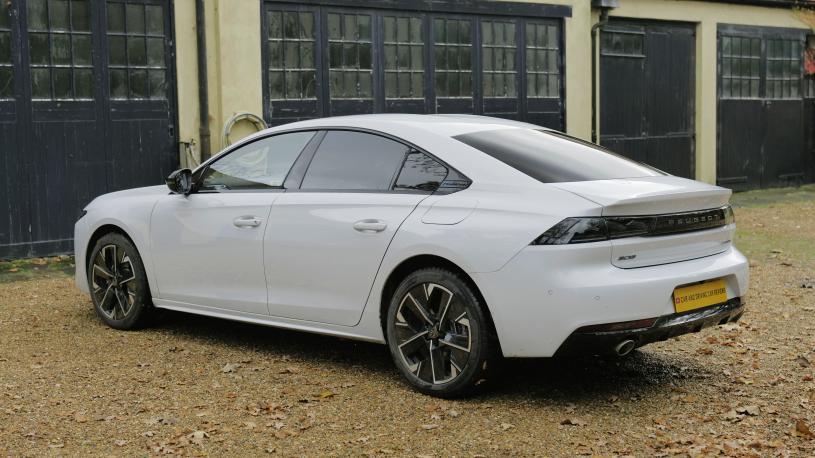 3441935 1.6 Hybrid 225 GT 5dr e-EAT8