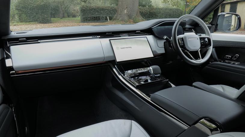 3382255 3.0 P460e Dynamic SE 5dr Auto