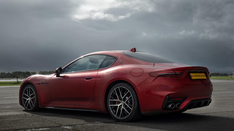 3441213 3.0 V6 Trofeo 2dr Auto