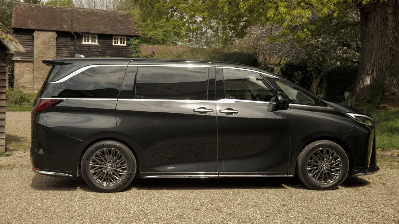 3441199 350h 2.5 Takumi 5dr E-CVT [4 Seat]