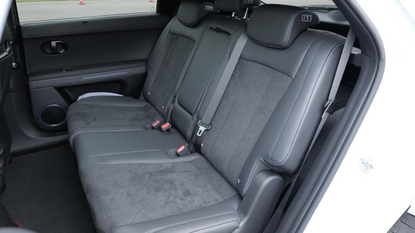 3440828 478kW 84 kWh 5dr Auto [Vision Roof]