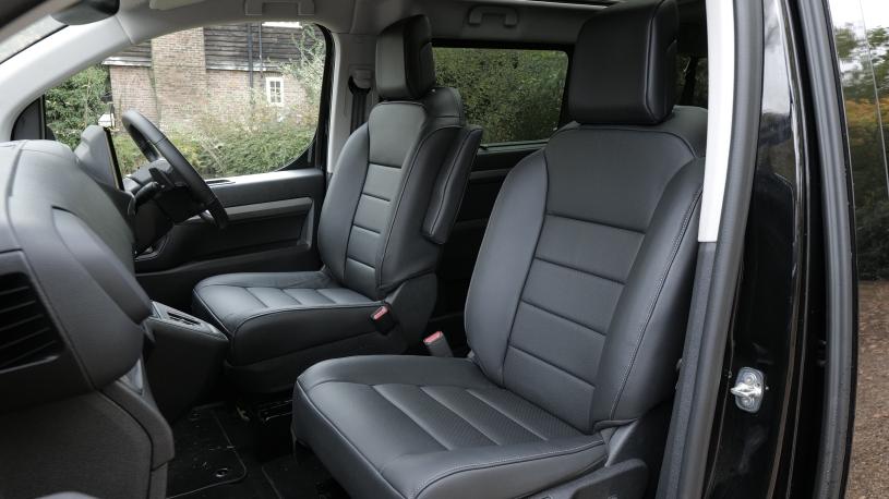 3456256 100kW Allure Long [6 Seat] 75kWh 5dr Auto