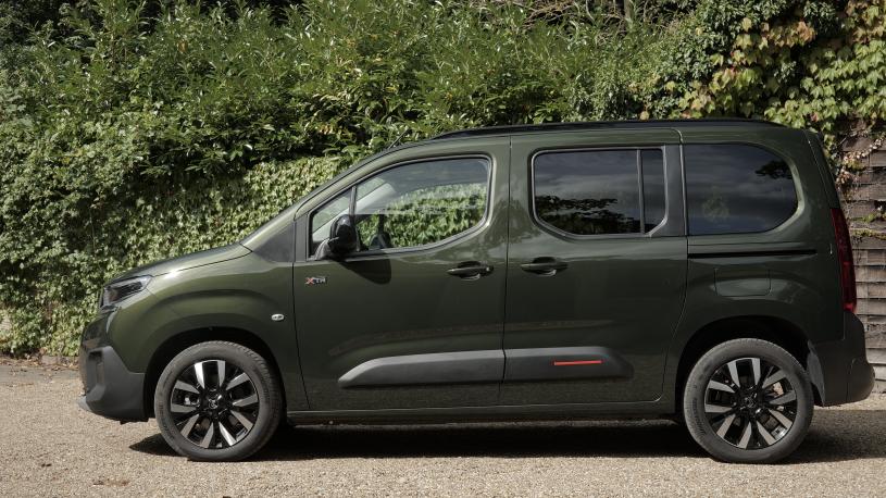 3440395 1.5 BlueHDi 130 Plus XL 5dr EAT8 [7 seat]