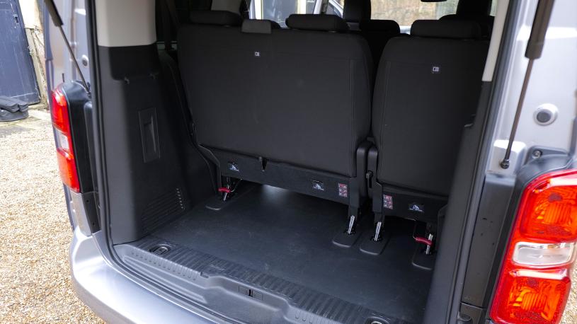 3456499 100kW Icon L2 75kWh 5dr Auto