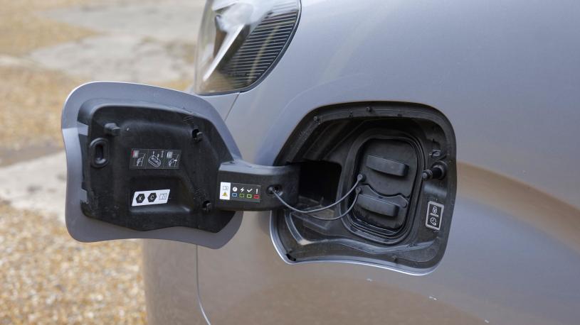 3456500 100kW Design L1 75kWh 5dr Auto