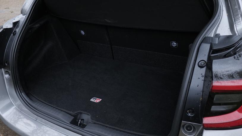 3442527 1.6T Ogier 3dr AWD