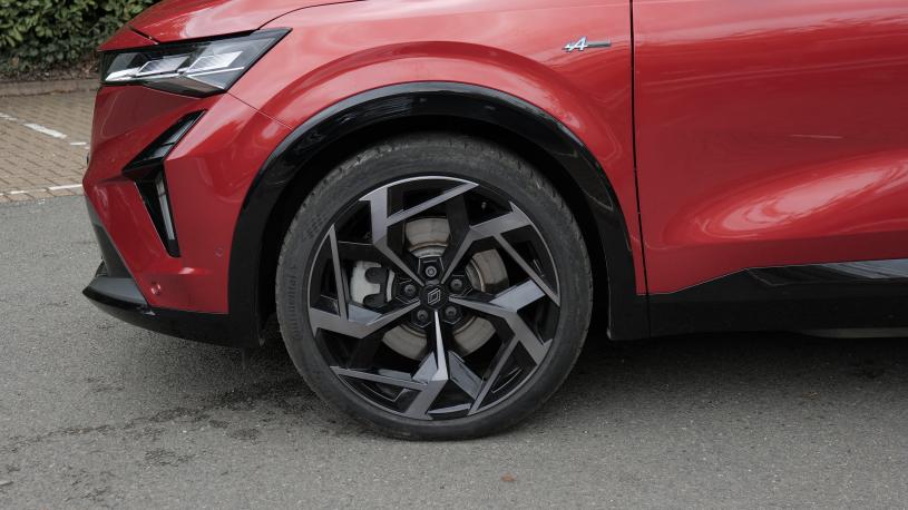 3439348 E-Tech PHEV Atelier Alpine AWD 5dr Auto