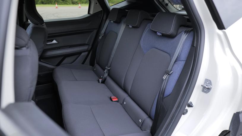 3440549 1.6 Hybrid 140 Extreme 5dr Auto