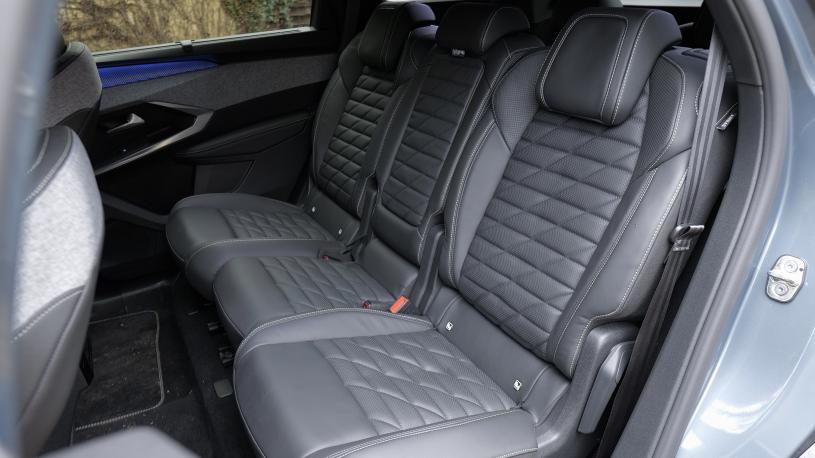 3441978 1.6 Plug-in Hybrid 195 Allure 5dr e-DSC7