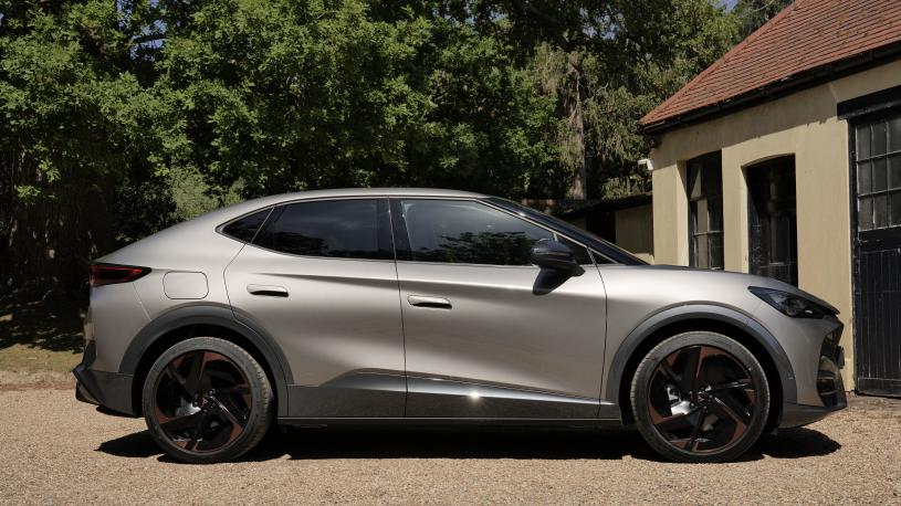 3440516 250kW VZ1 77kWh AWD 5dr Auto [Winter Pack]