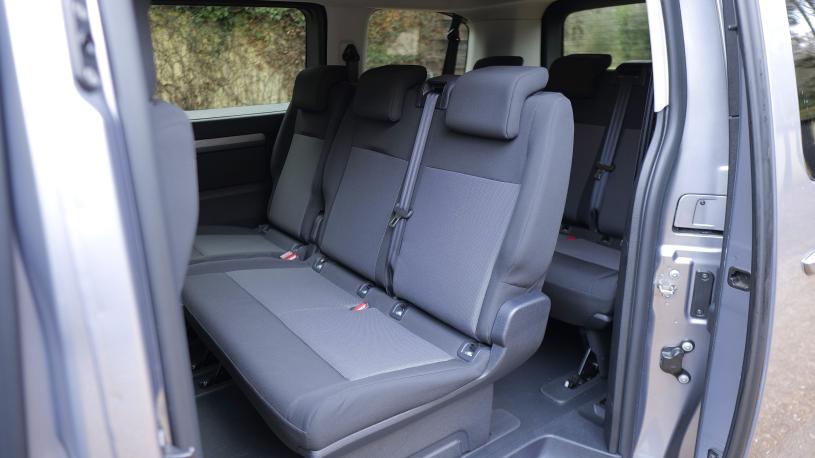 3456501 100kW Design Premium L2 75kWh 5dr Auto