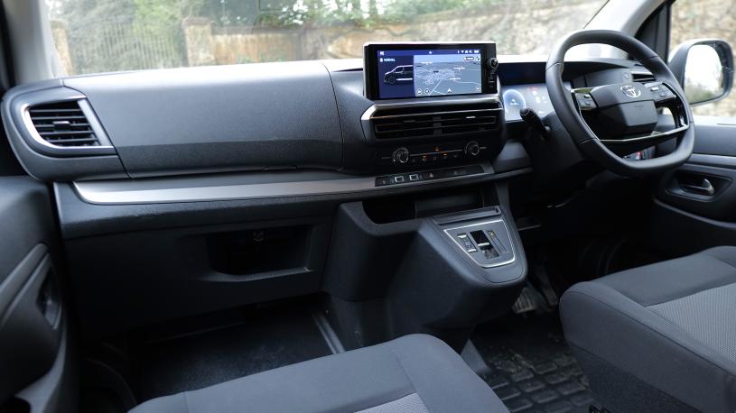 3456501 100kW Design Premium L2 75kWh 5dr Auto