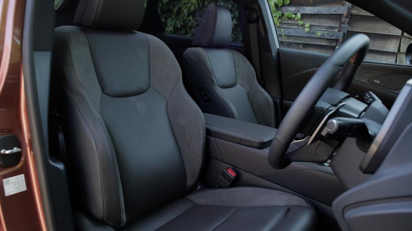 3426265 350h 2.5 Premium 5dr E-CVT [Sunroof]