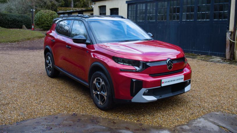 3465876 83kW Plus 44kWh 5dr Auto