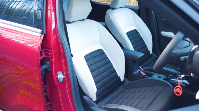 3459543 83kW Max 44kWh 5dr Auto