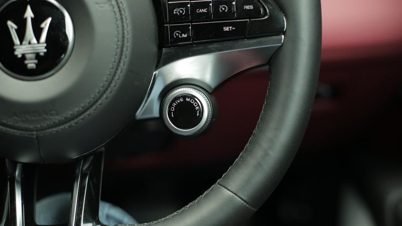 3441210 48V MHEV 300 5dr Auto