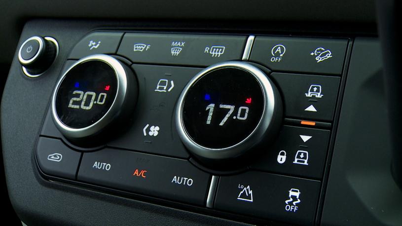 3441081 5.0 P425 X-Dynamic SE 110 5dr Auto