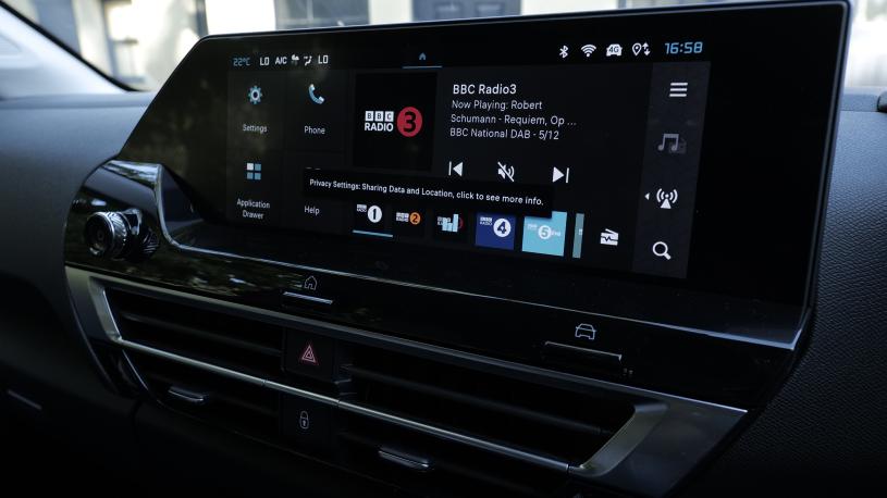 3445155 1.2 Hybrid [145] Plus 5dr Auto