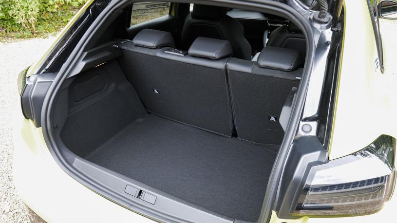 3438686 115kW GT Premium 51kWh 5dr Auto