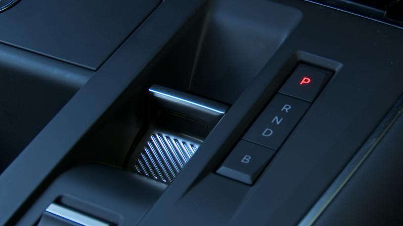 3438606 1.2 Hybrid 145 Plus 5dr Auto