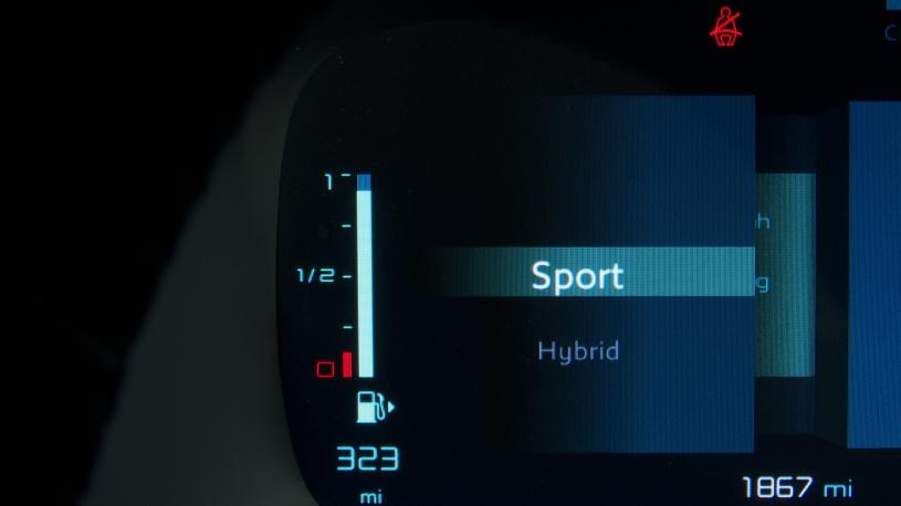 3438606 1.2 Hybrid 145 Plus 5dr Auto