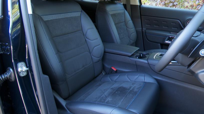3438606 1.2 Hybrid 145 Plus 5dr Auto