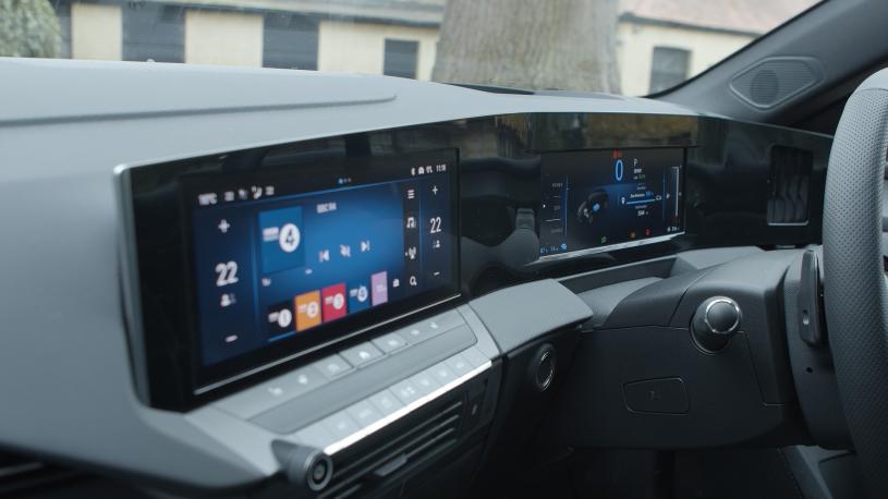 3438735 1.6 Plug-in Hybrid 195 Ultimate 5dr e-DCT7
