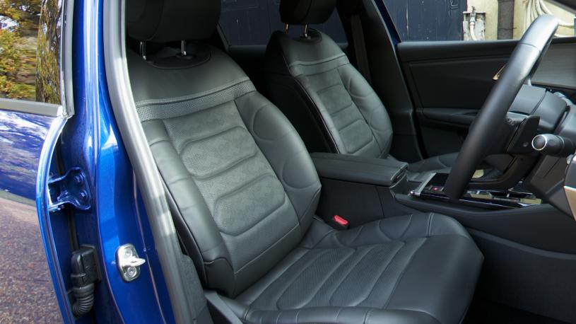 3450303 1.2 Hybrid 145 Max Edition 5dr e-DCS6