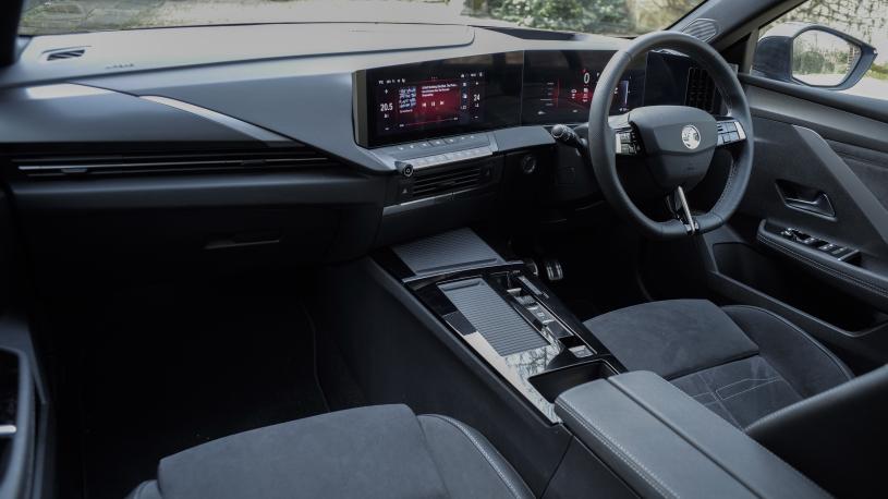 3447360 115kW Griffin [Tech Pack] 54kWh 5dr Auto