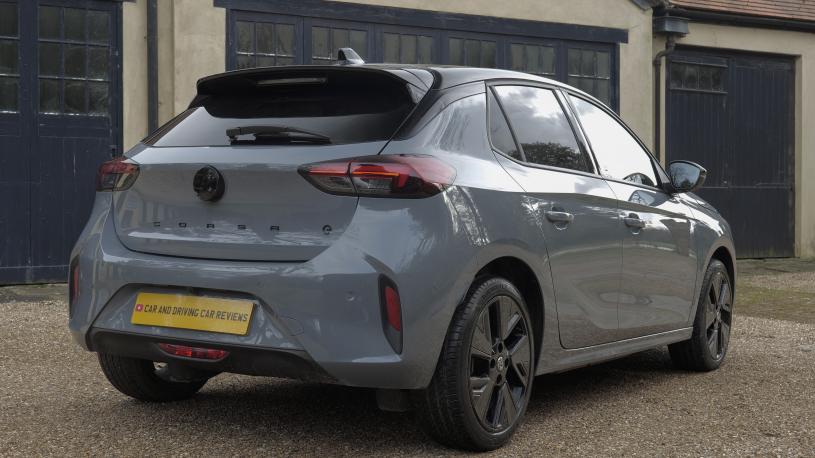 3449199 115kW Ultimate [Intelli-LED] 51kWh 5dr Auto
