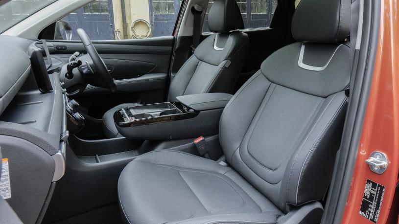 3452763 1.6T 239 Hybrid Premium 5dr Auto