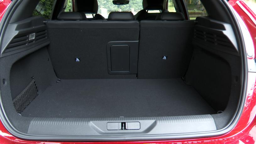 3453079 1.6 Plug-in Hybrid 195 Allure 5dr e-DSC7