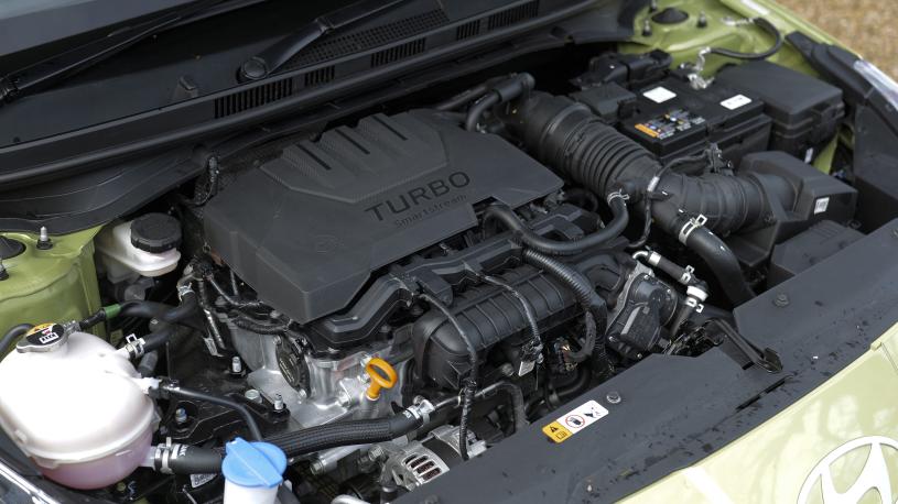 3452779 1.0T GDi 90 Tech Line 5dr