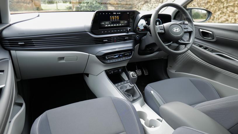 3452744 1.0 TGDi [90] Tech Line 5dr