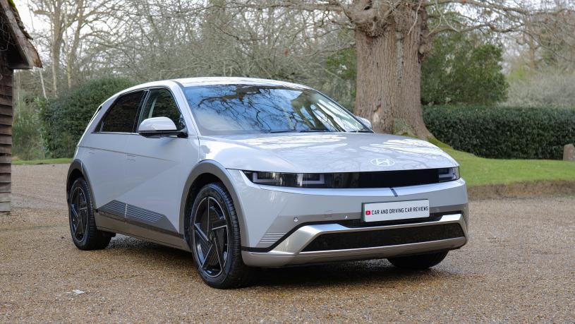 3455648 168kW Ultimate 84 kWh 5dr Auto [Tech/Zen Pack]