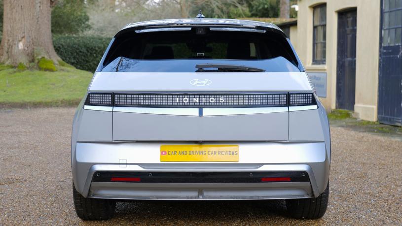 3455648 168kW Ultimate 84 kWh 5dr Auto [Tech/Zen Pack]