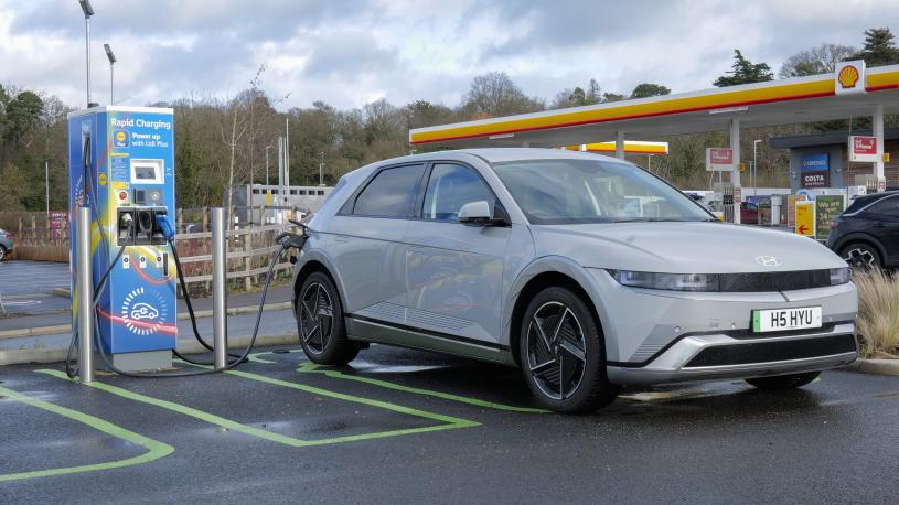 3455648 168kW Ultimate 84 kWh 5dr Auto [Tech/Zen Pack]