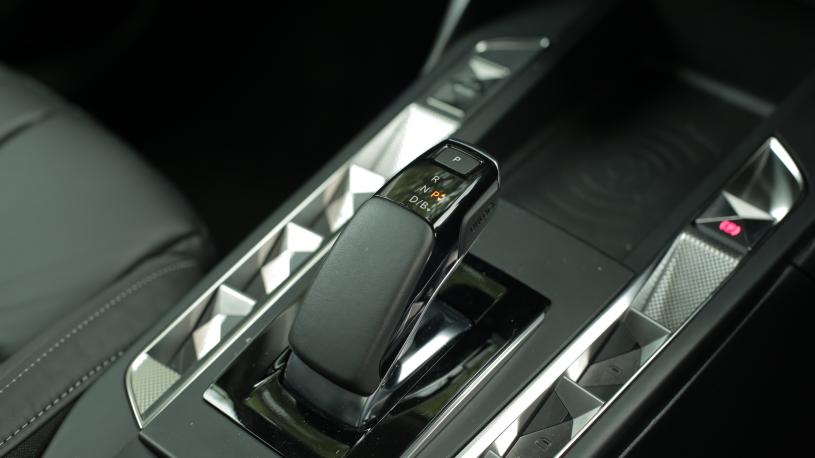 3459624 115kW E-TENSE DS Performance Line 54kWh 5dr Auto