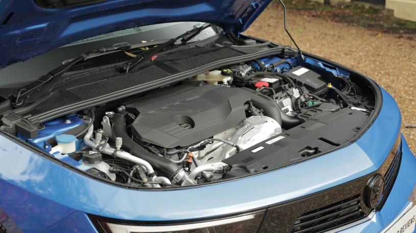 3438726 1.2 Turbo 130 GS Line 5dr Auto