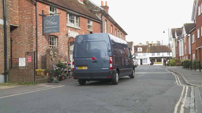 3449598 MM35 57kW 52kWh Advance Medium Roof Van Auto