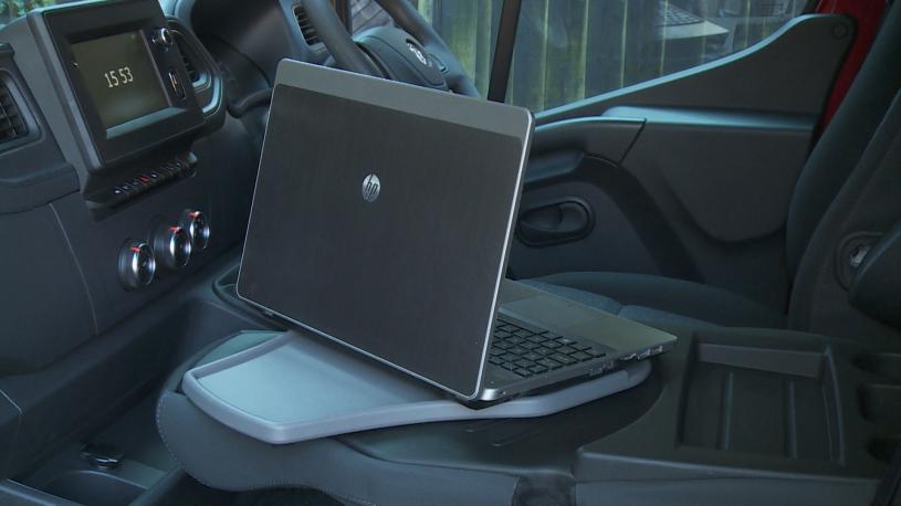 3449598 MM35 57kW 52kWh Advance Medium Roof Van Auto