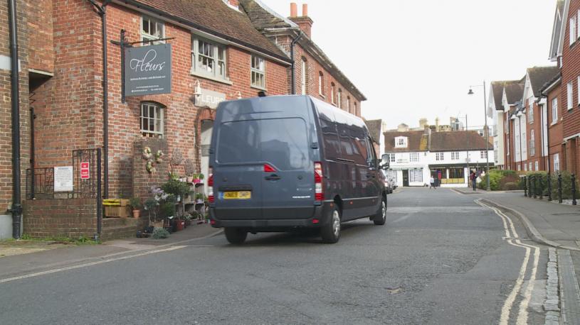 3449599 LM35 57kW 52kWh Advance Medium Roof Van Auto