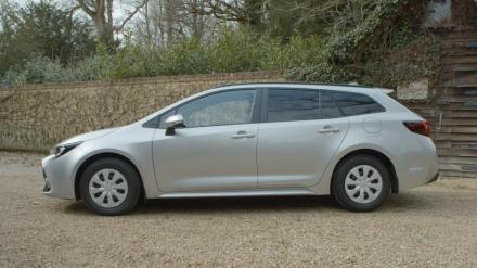 Toyota Corolla Petrol 1.8 VVT-i Hybrid 140 Commercial Auto