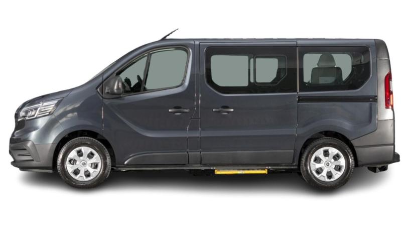 3458139 SL28 Blue dCi 110 Advance 9 Seater