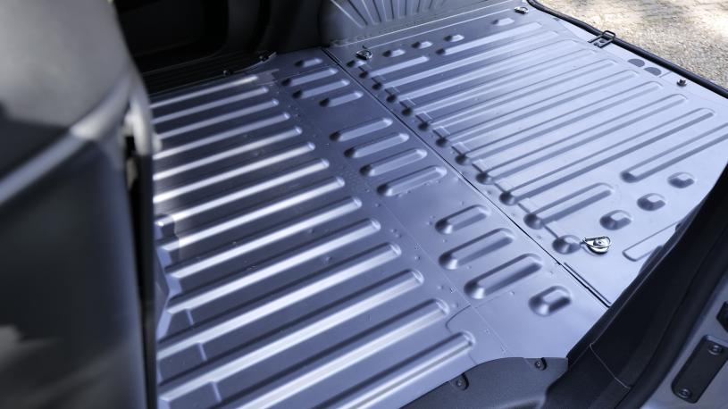 3447695 850 1.5 BlueHDi 100 Professional Crew Van