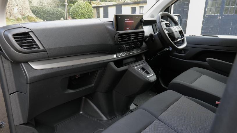 3449818 100kW 75kWh GS H1 Van Auto