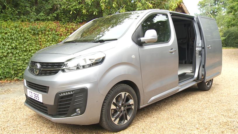 3429658 100kW 75kWh Pro H1 Double Cab Auto