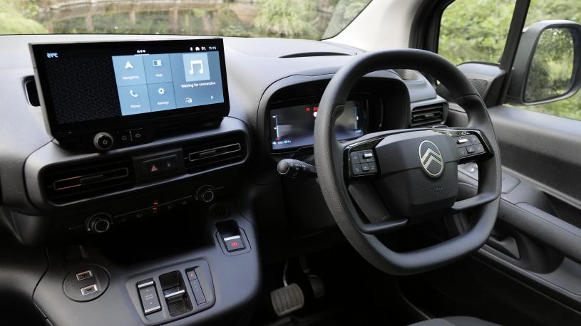 3442930 1.5 BlueHDi 100ps 850kg Crew Van Enterprise