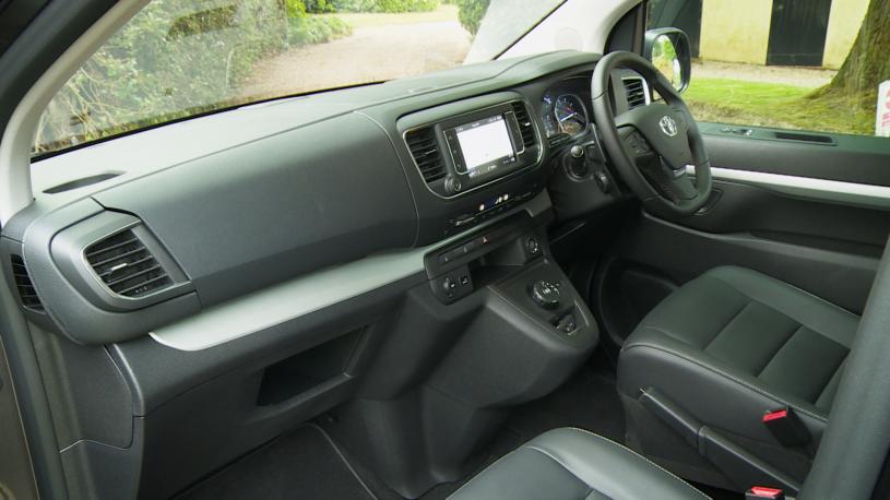 3429617 2.0D 180 Sport Crew Van Auto