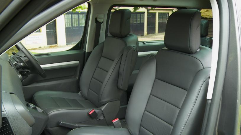 3429617 2.0D 180 Sport Crew Van Auto